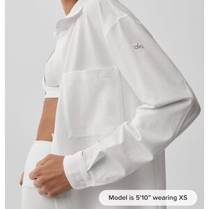 ALO Yoga Crisp White Button-Down Shirt